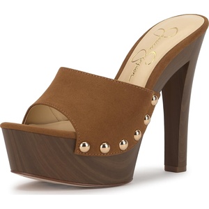 Jessica Simpson Women’s Cynlia Studded Platform Sandal(Tuscan Tan Supreme Microsuede)