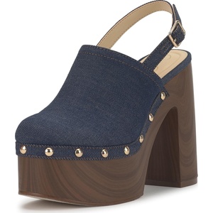 Jessica Simpson Women’s Cazea Studded Platform Clog(Indigo Denim)