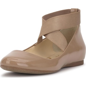 Jessica Simpson Women’s Mandayss Cross Strap Ballet Flat(Chai Latte Crinkle Patent)