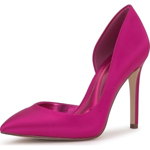 Jessica Simpson Women’s Prizma D’Orsay Pump(Raspberry Garnet)
